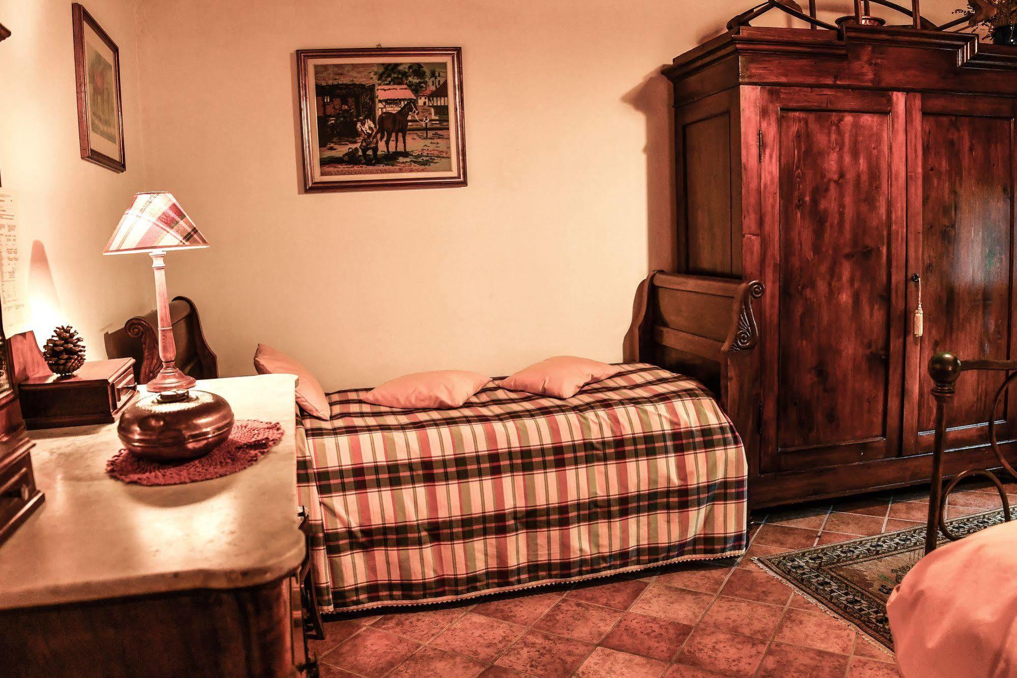 Cascina Folletto Villa Novi Ligure Buitenkant foto
